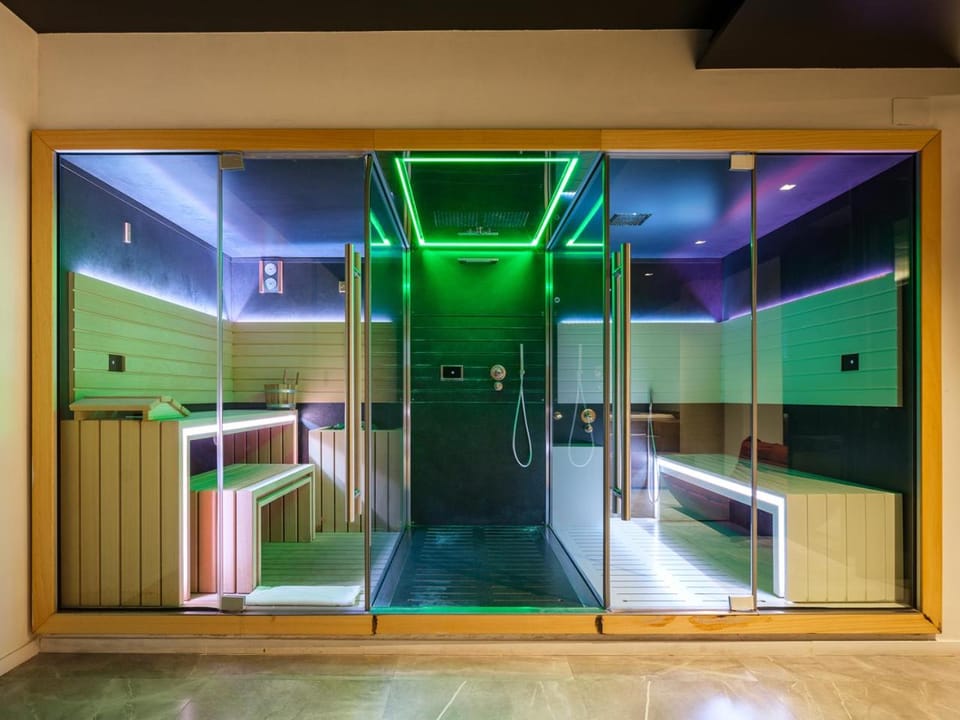 SECRET ROOM Love hotel in Campania