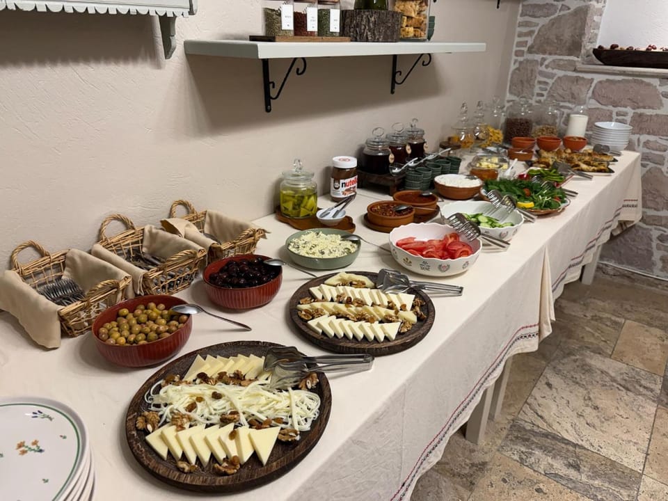 Gule Cunda Hotel in İzmir Province