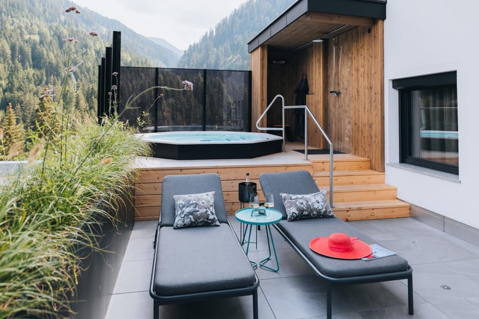 Luxury Apart Sailers Hotel in Saint Anton am Arlberg