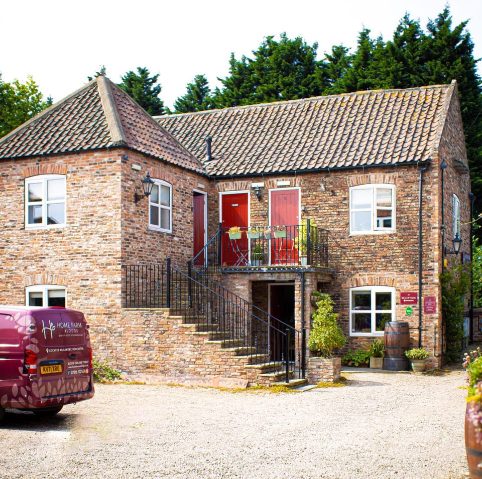 Home Farm & Lodge Hotel in Bassetlaw District