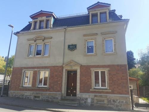 Zimmervermietung Abir Hotel in Freital