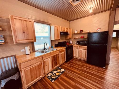 Texas Blue Apple Cottage Hotel in Medina