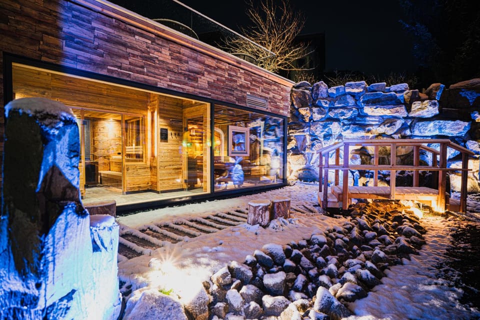 Hotel "Zum Ritter" Hotel in Tyrol