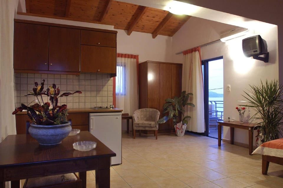 Sunrise Suites Hotel in Crete
