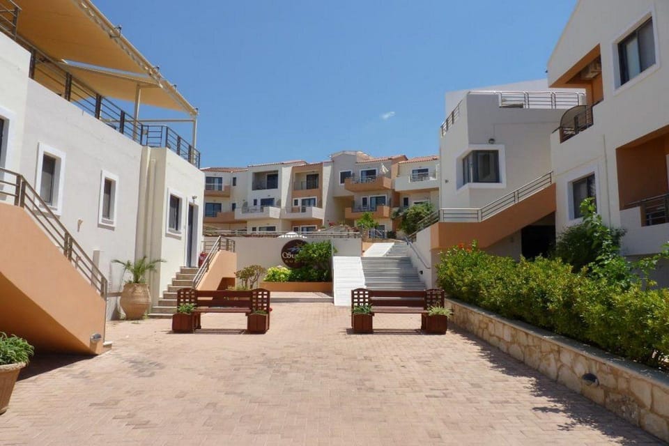 Sunrise Suites Hotel in Crete