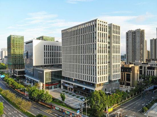 Yiju Life Hotel (Ningbo Dongbu Xincheng International Convention Center) Hotel in Zhejiang