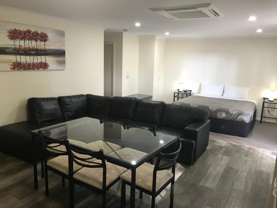 Sportmans Motor Inn Motel in Cobram