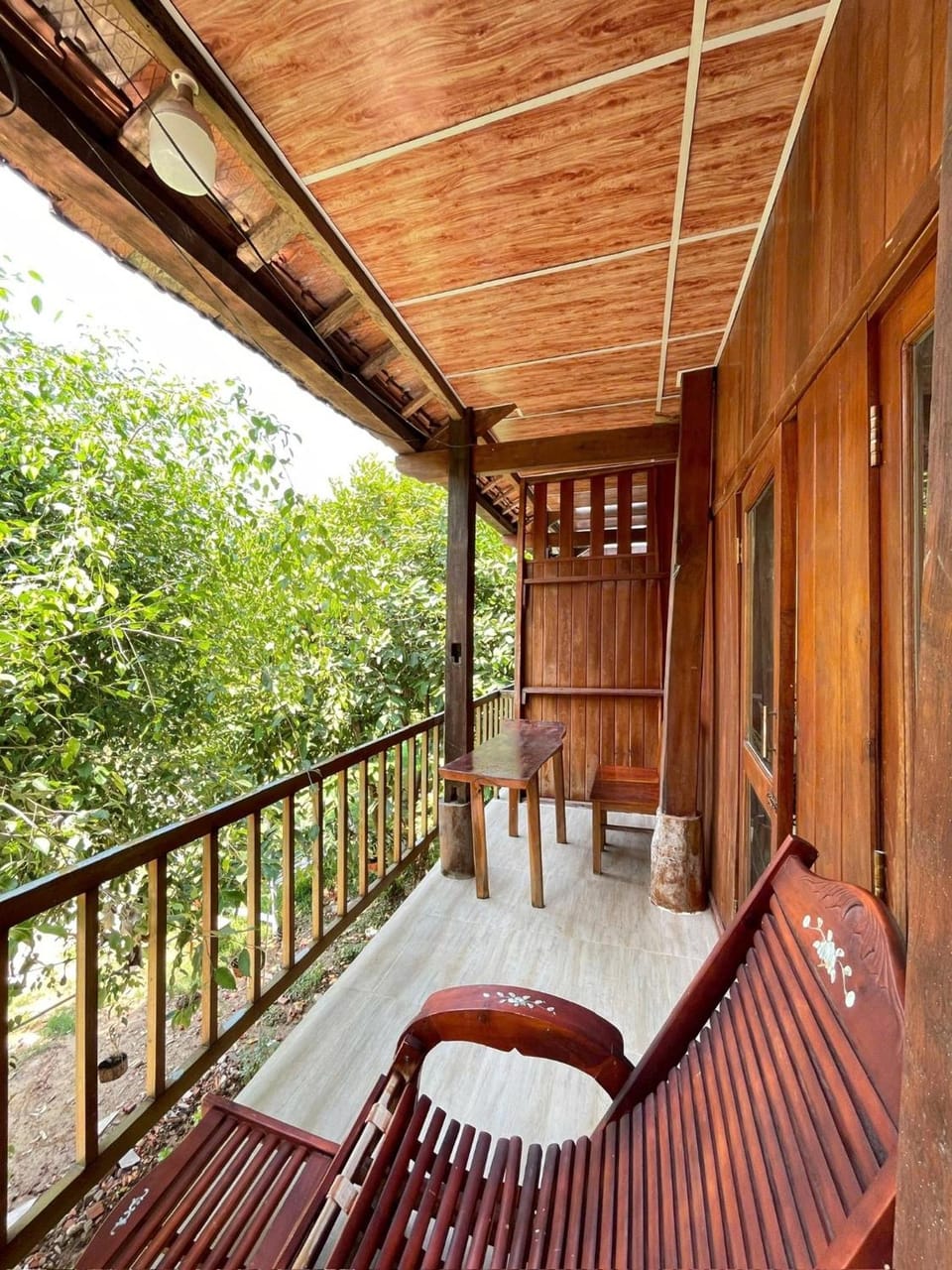 Anhfly Resort Nam Cát Tiên Hotel in Bình Thuận Province