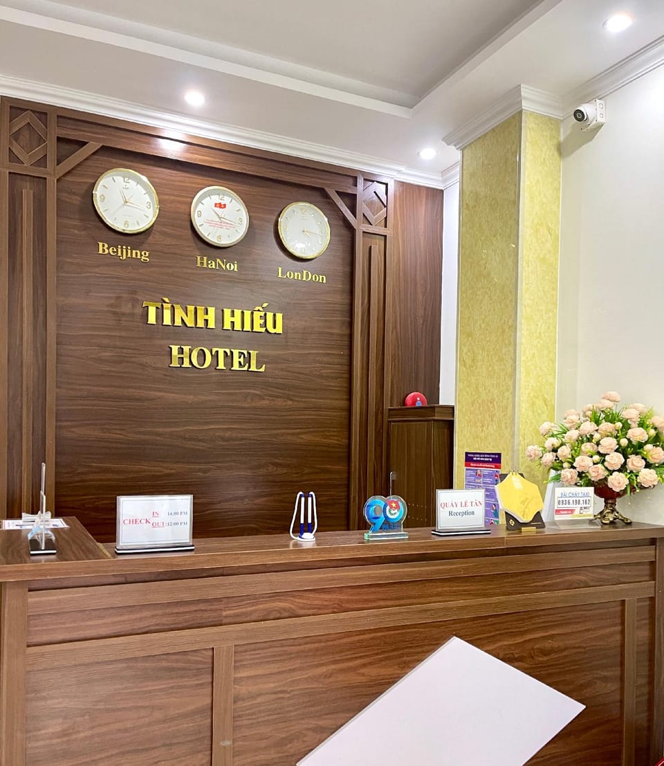Tình Hiếu Hotel  Hotel in Laos