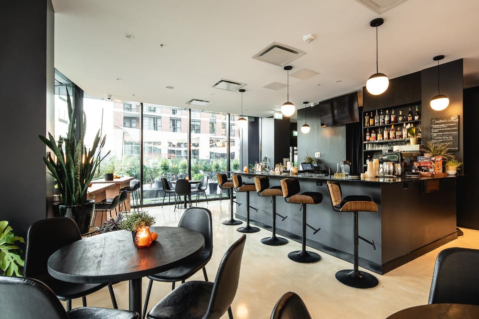 Bar/lounge