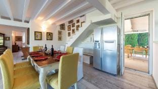 Villa Bubi 8+1 Hotel in Lazio