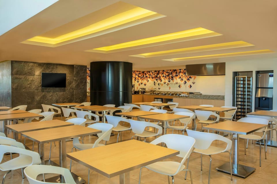 Fiesta Inn Express Querétaro Constituyentes Hotel in Santiago de Queretaro
