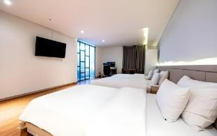 Cheonan CS Plaza Hotel Motel in South Korea