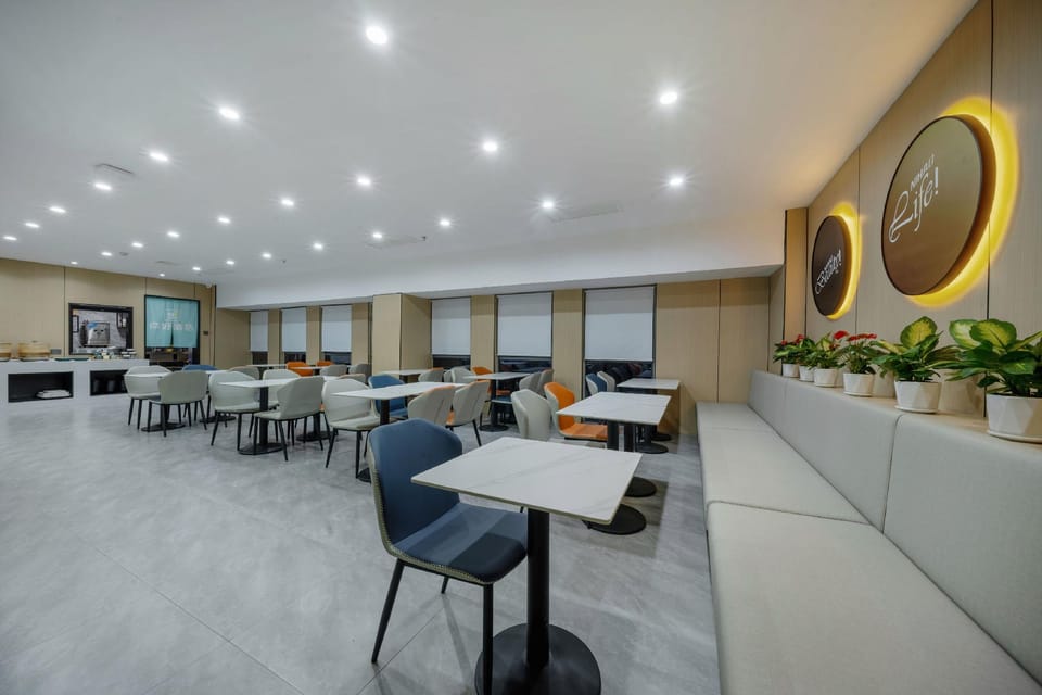 Bai  Feng  Hotel (Hefei Beicheng Station) Hotel in Jiangsu