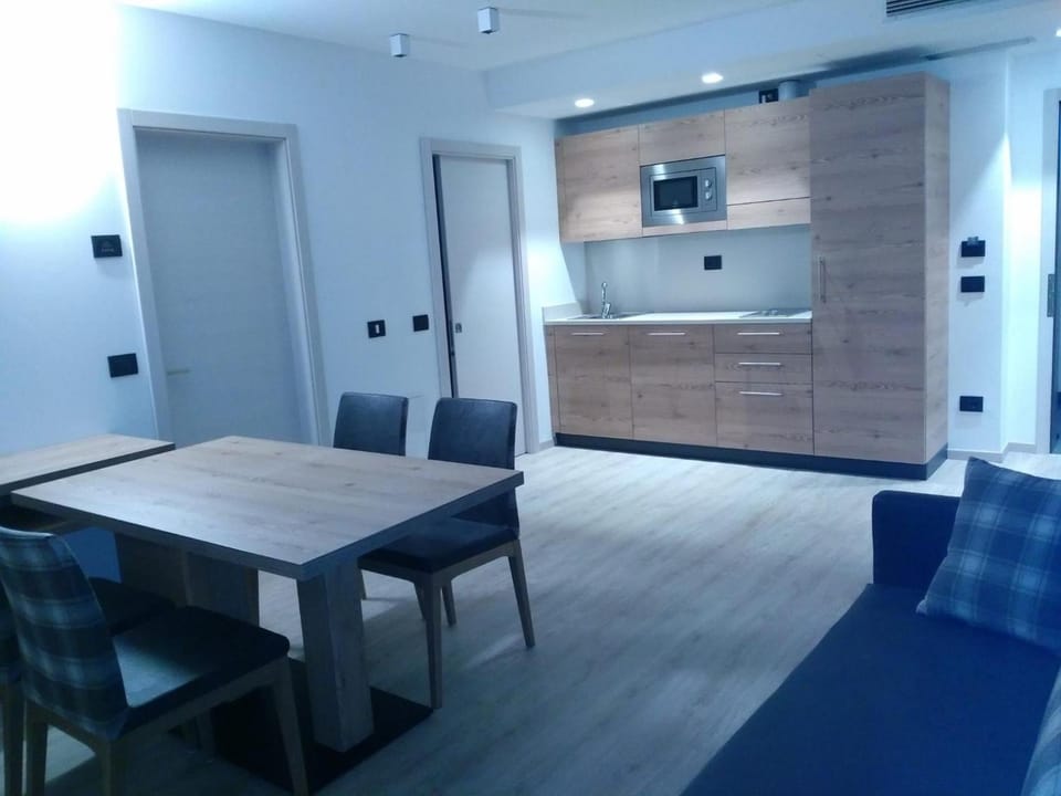 Hotel Canada Hotel in Pinzolo