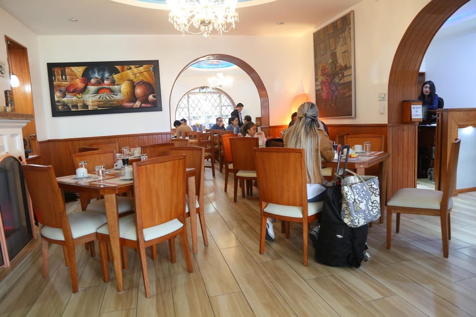 Hotel Carolina Montecarlo Hotel in Quito
