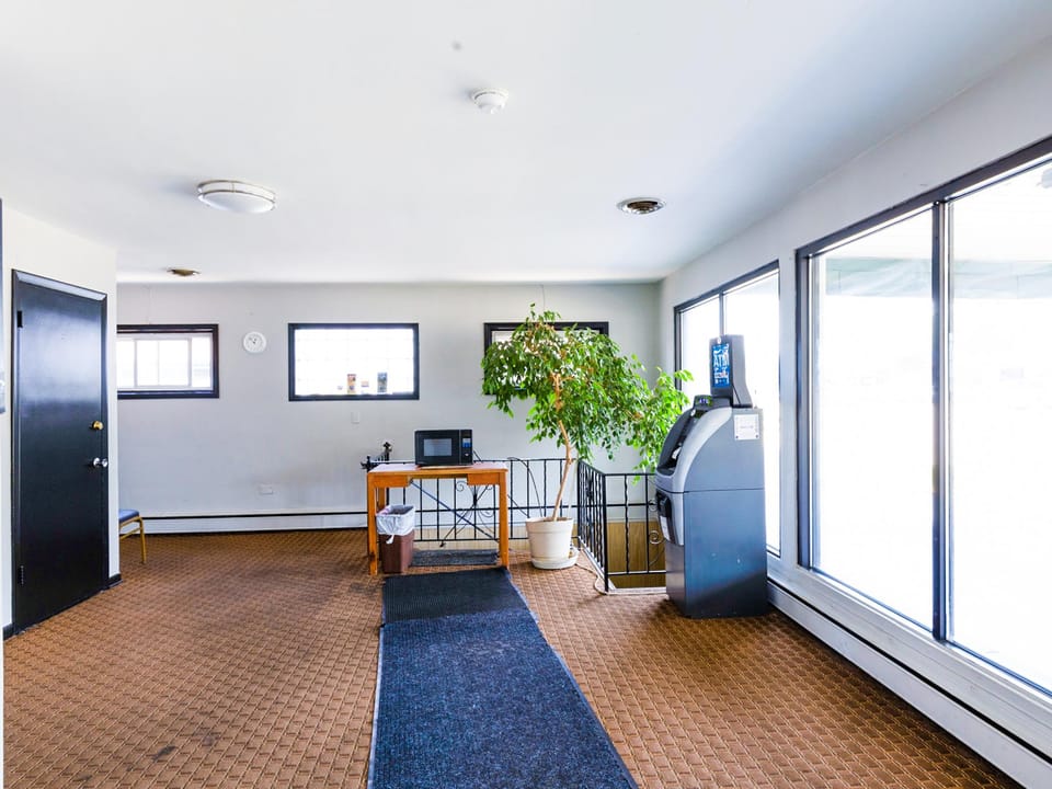 Manor Motel By OYO Near Oak Brook/Chicago Westchester Hotel in Hillside