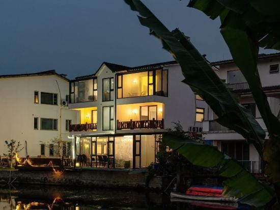 Jijiadun Jiexishang Homestay Hotel in Shanghai