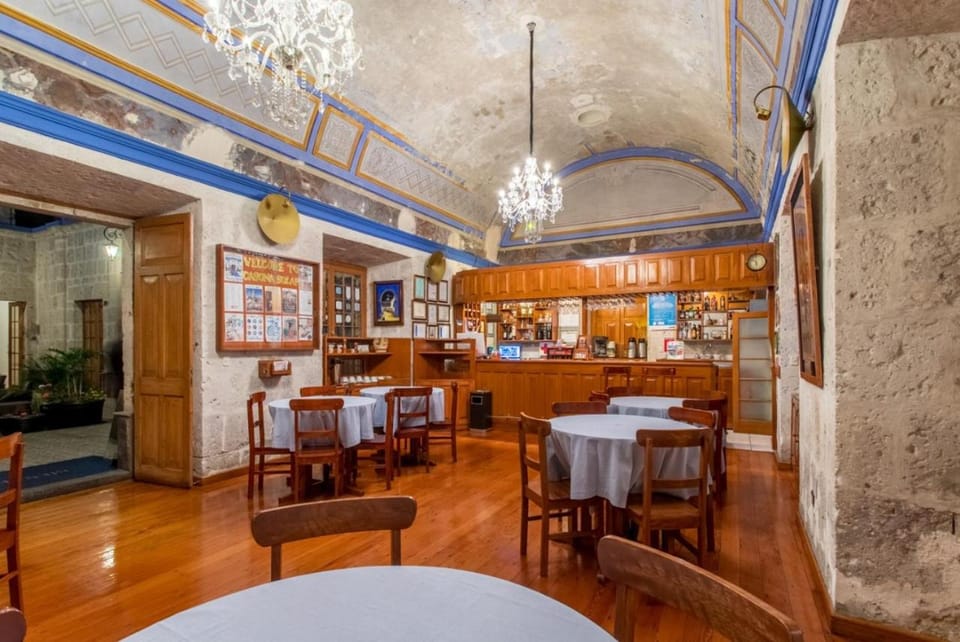 Bar/lounge