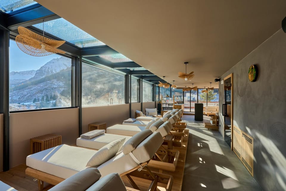 Hotel Cesa Tyrol Hotel in Canazei