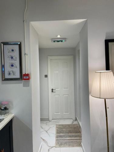 Elegant 2 Bed Flat in Chiswick Hotel in Brentford
