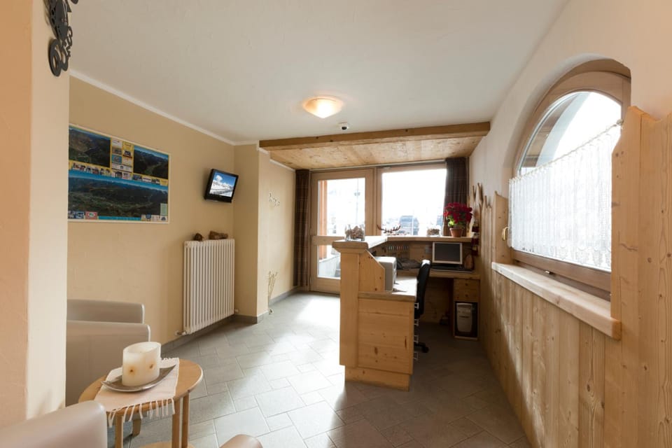 Hotel Champagne Hotel in Canton of Grisons