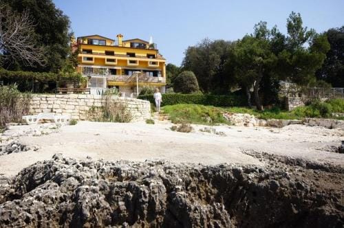 Room in Rovinj with terrace, air conditioning, W-LAN 81-5 Hotel in Rovinj
