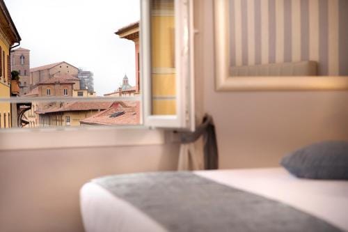 D'AZEGLIO 62 LUXURY ROOMS Hotel in Bologna