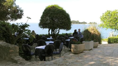 Room in Rovinj with terrace, air conditioning, W-LAN 81-6 Hotel in Rovinj