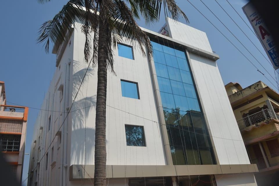 Hotel S G International Hotel in India
