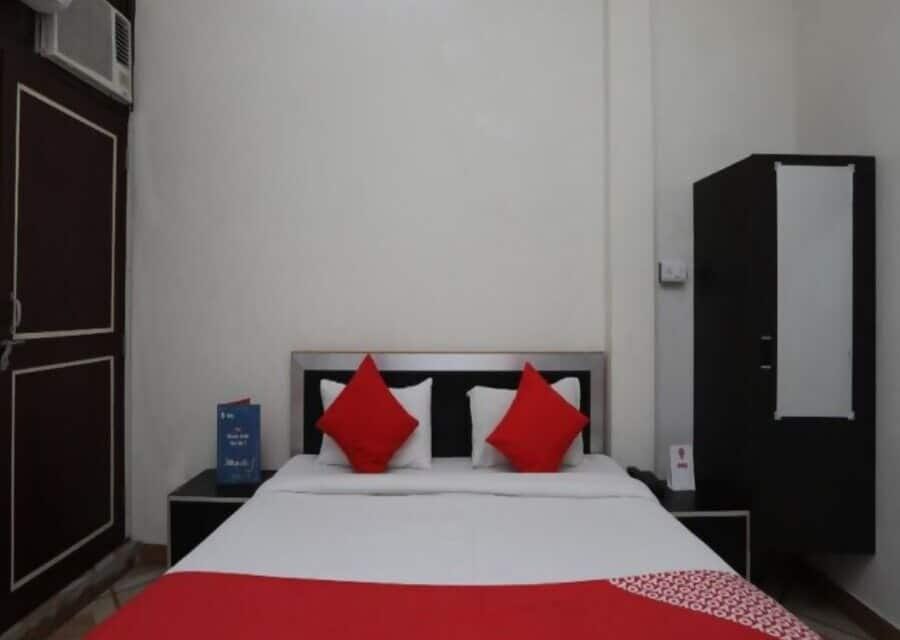 Hotel Rise Hotel in Uttar Pradesh