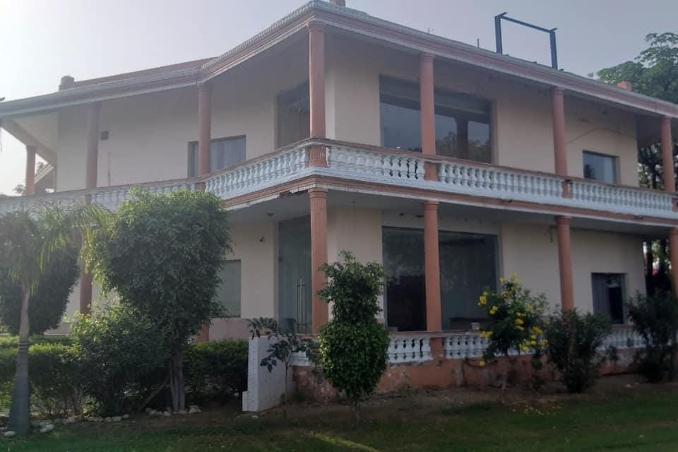 Manohar Villas Hotel in Haryana