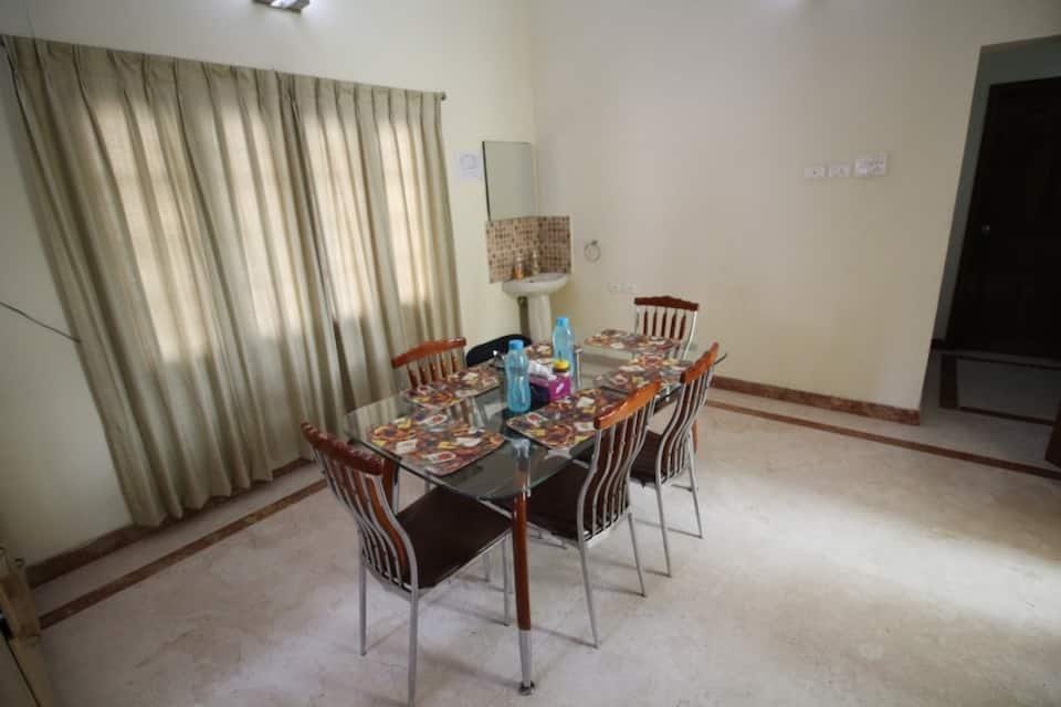 Falcon Suites Shantinagar Hotel in Bengaluru
