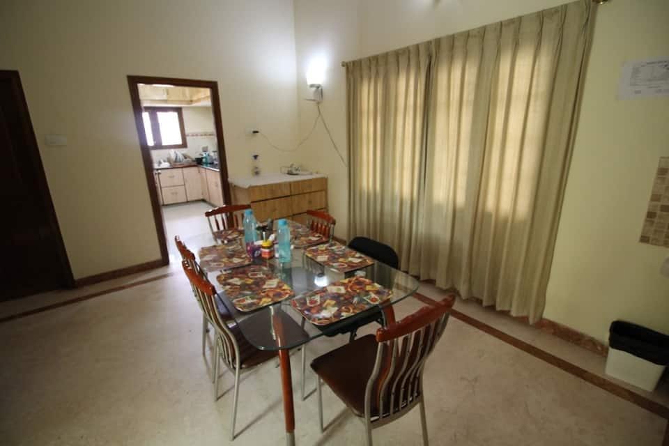 Falcon Suites Shantinagar Hotel in Bengaluru