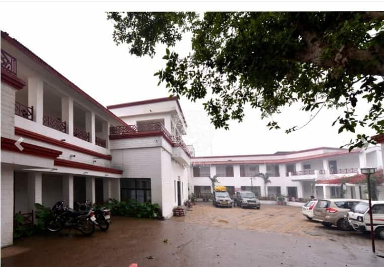 MPT Tourist Bungalow Hotel in India