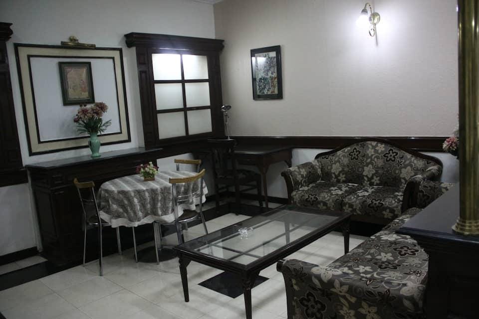 Hotel Amar Inn by Quadis - Lajpat Nagar Hotel in New Delhi