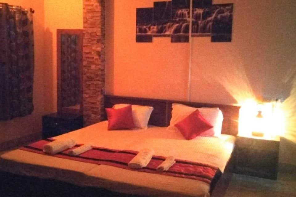KOLLOLINI KOLKATA Hotel in Kolkata