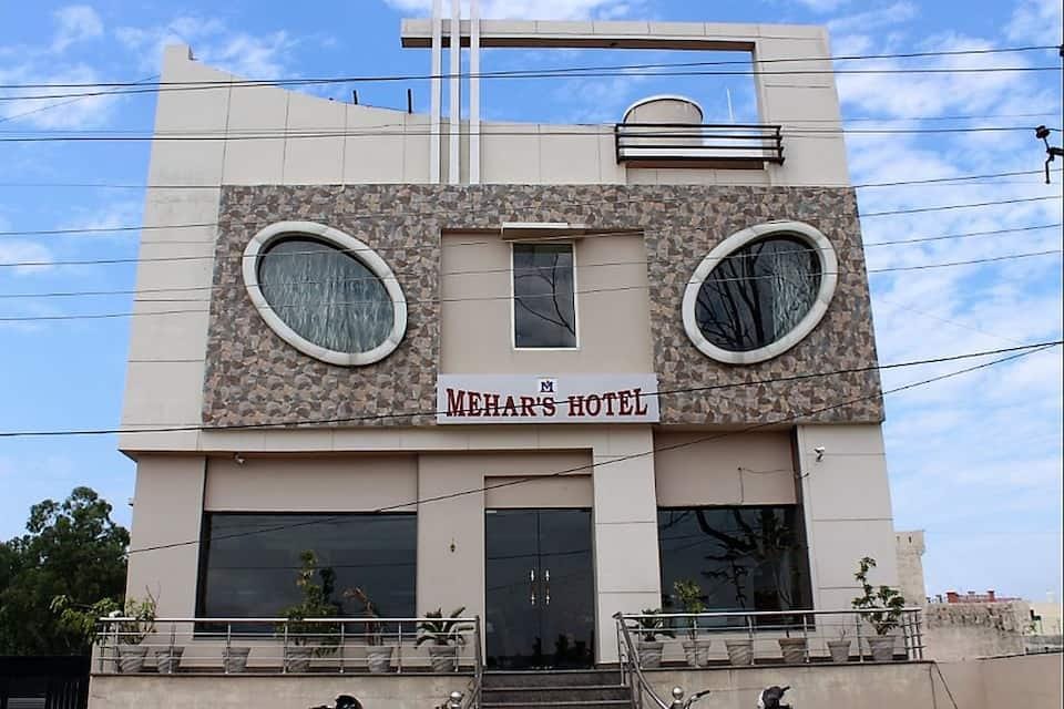 Hotel Mehar's Hotel in Punjab, India