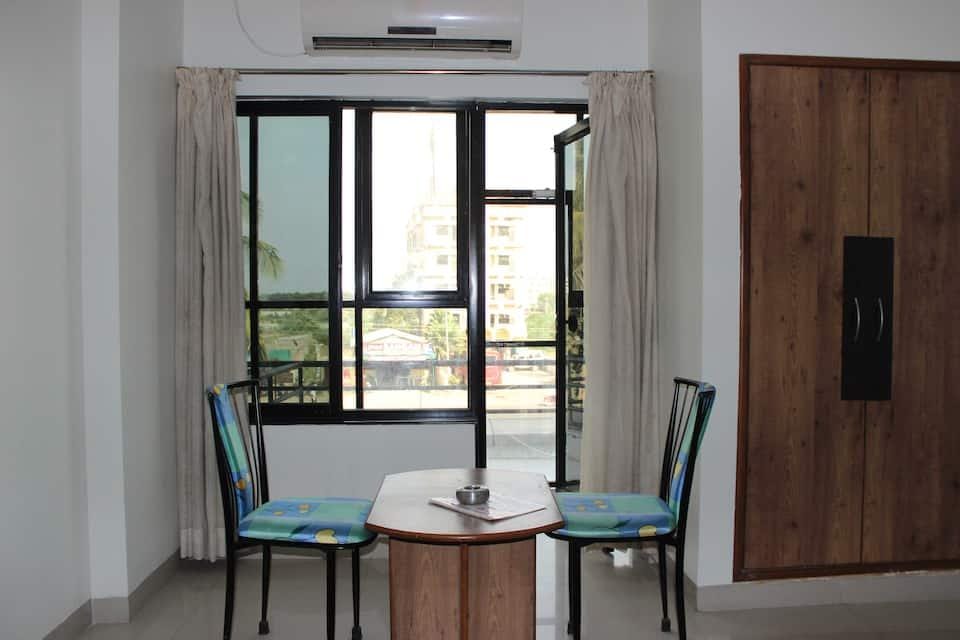 Hotel Kuber Inn Hotel in Maharashtra