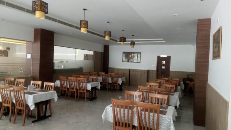 Hotel East Avenue Hotel in Kozhikode