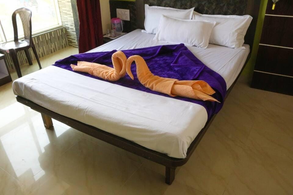 Nisha Hotel Hotel in Maharashtra