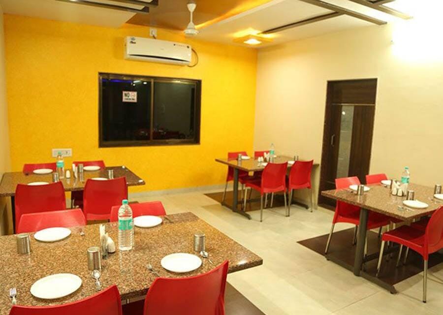 Monark Inn Hotel in Gujarat