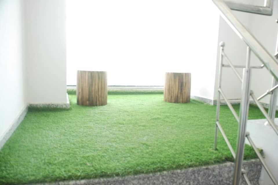 Runway Residency Hotel in Delhi