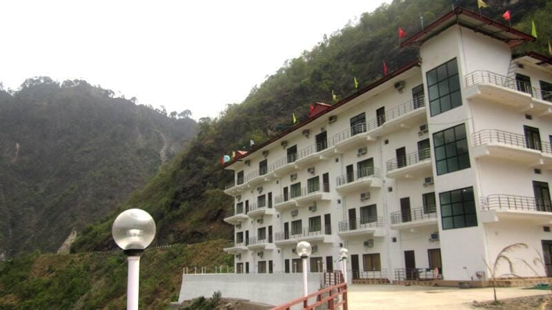 Samrat Resort Hotel in Uttarakhand