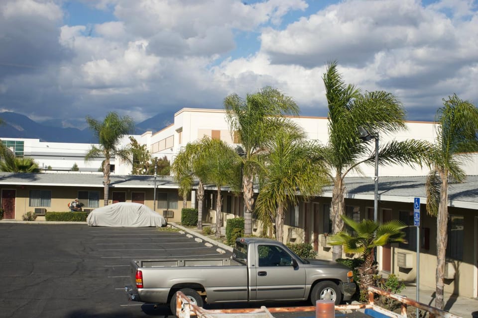 Sands Motel by Ontario Airport & Toyota Arena Hotel in Ontario