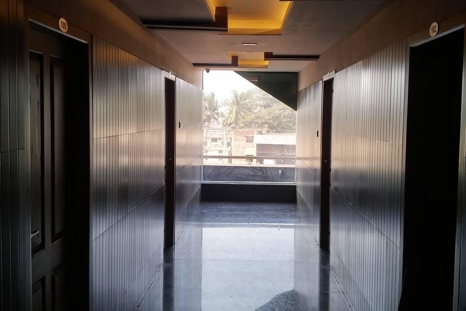 Priyadarshini Lodge Mohan Enclave Hotel in Karnataka