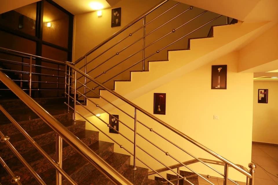 The Crescent Suites Hotel in Kochi