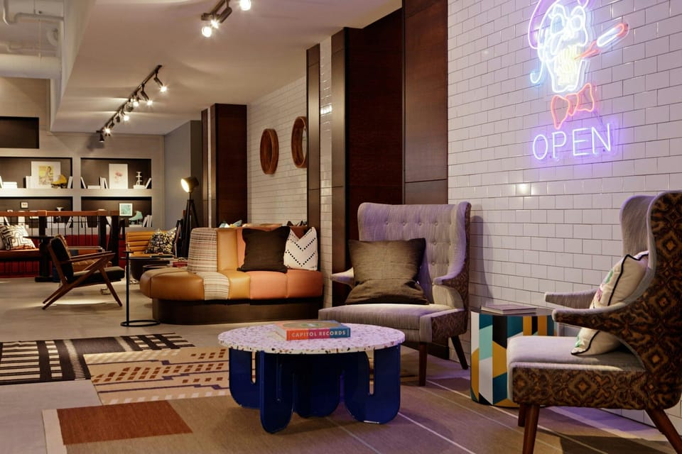 Moxy Richmond Downtown Hotel in Richmond