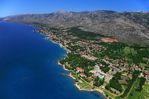 Rooms in Starigrad-Paklenica with terrace, air conditioning, WiFi 627-6 Hotel in Zadar County