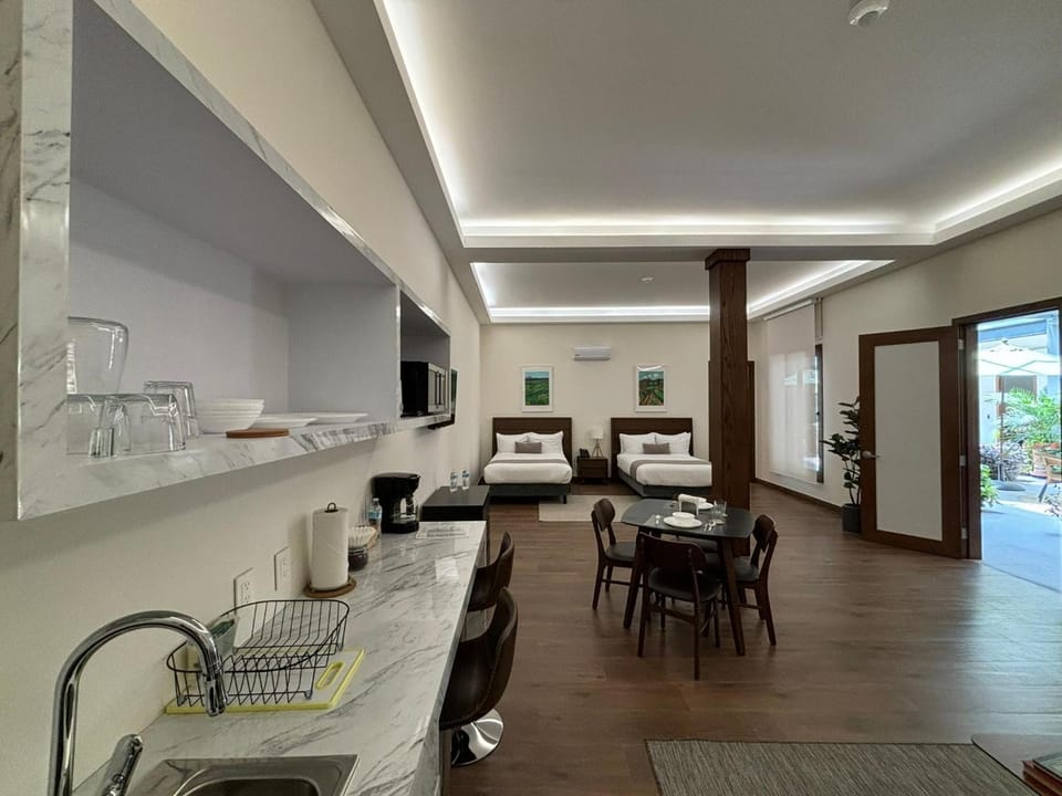 Casa Herrmann Suites Hotel in Mexico City